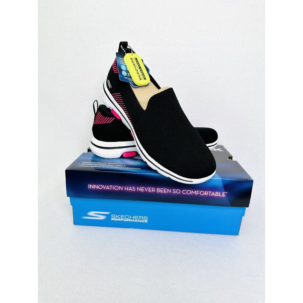 Skechers Women's Go Walk 5-Prized Sneaker Size 7.5 ITEM S40